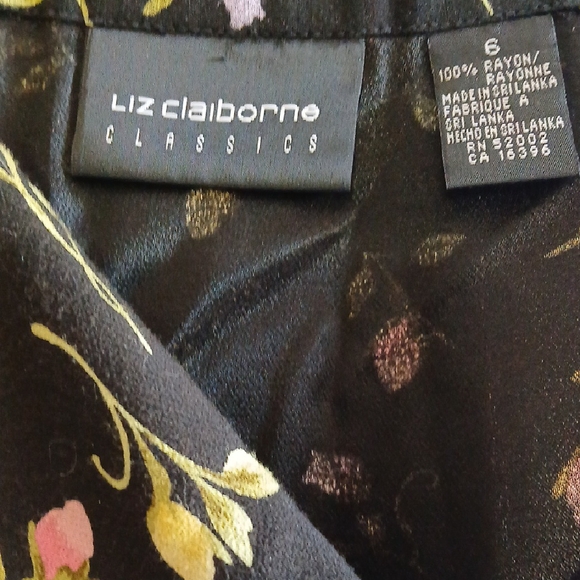 Liz Claiborne Dresses & Skirts - Liz Claiborne Black Floral Skirt